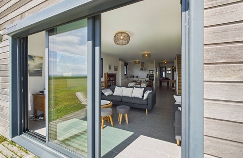 Plovan Ski Chalet | Sea view, beach access, 6 adults and 1 child