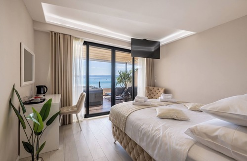 Stobrec House | Sea View Luxury Rooms Seven of Nine