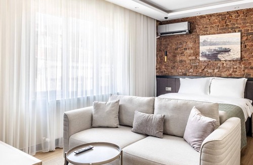 Beylerbeyi Apartment | Sea View Studio Flat Near Beylerbeyi Palace