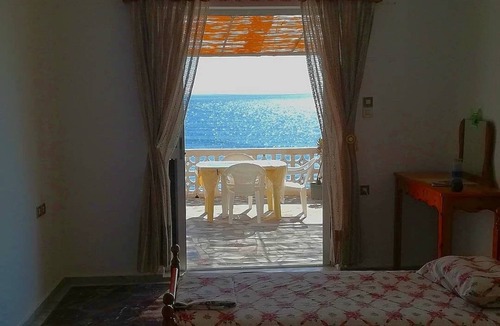 Massouri House | Sea view studios
