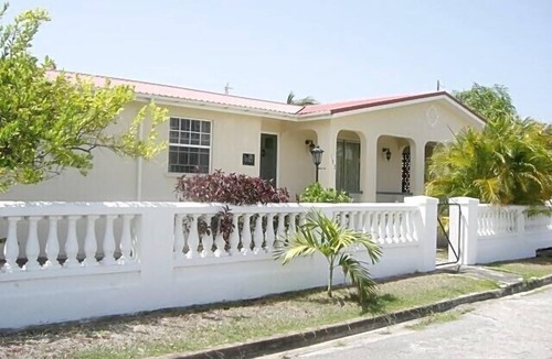 Green Garden Villa | Seabreeze Villa: Best rates. Charming, bright & spacious. Truly a home from home