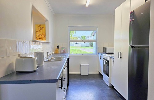 Cleveland House | SeaBreezeRetreat @ BaySide-Redlands-Cleveland-Brisbane-GoldCoast!