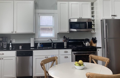 Seabrook House | Seabrook's Dolce Vita: Dog Friendly!