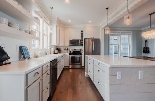 Seabrook House | Seabrook's Sandy Side Up, a spacious, oceanview home!