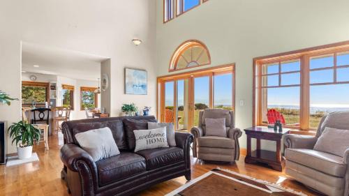 Oak Harbor House | Seacliff Haven by AvantStay