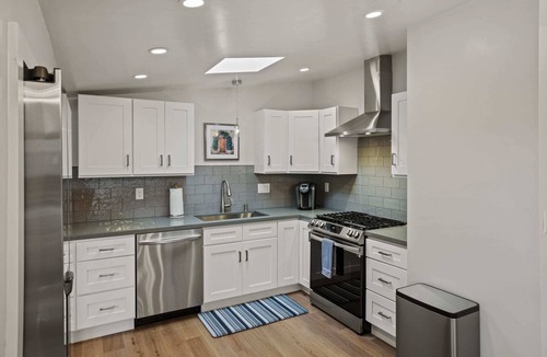 Pacific Grove House | SeaClusion: Remodeled 3 Bedroom 2 Bath Nestled is a Quiet Pacific Grove Neighborhood