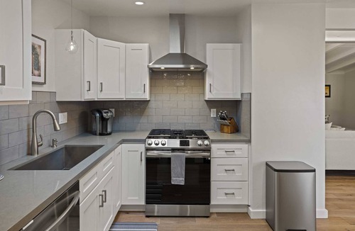 Pacific Grove House | SeaClusion: Remodeled 3 Bedroom 2 Bath Nestled is a Quiet Pacific Grove Neighborhood