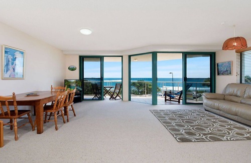 Moffat Beach Apartment | Seacrest Unit 3 Moffat Beach QLD