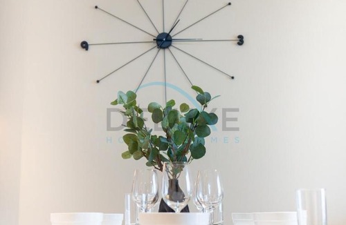 Dubai Apartment | Seafront 2BR, Within Walking Distance to La Mer Beach, Short Drive Away from Mercato Mall, La Sirene Building 2, La Mer by Deluxe Holiday Homes