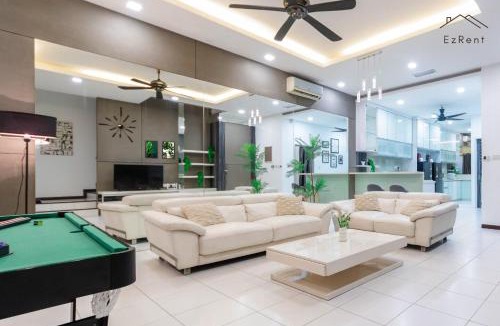 Bayan Lepas House | Seafront 5BR Landed Home 14 Pax with Ocean Seaview & Netflix WiFi