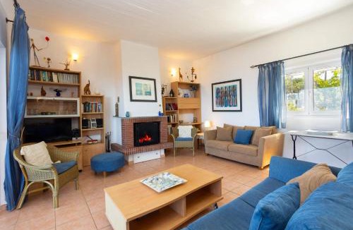 Agrilos Apartment | Seafront Agrilos Serenity - Waterfront Oasis