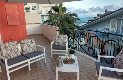 Martinsicuro Apartment | Seafront and Mountain View Penthouse