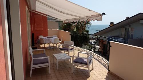 Martinsicuro Apartment | Seafront and Mountain View Penthouse