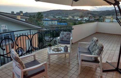 Martinsicuro Apartment | Seafront and Mountain View Penthouse