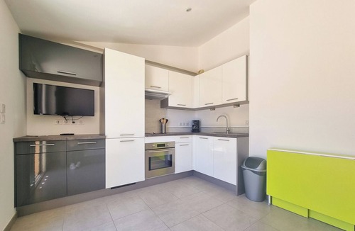 Le Dramont Condo | Seafront apartment 4 people - 2 Pools