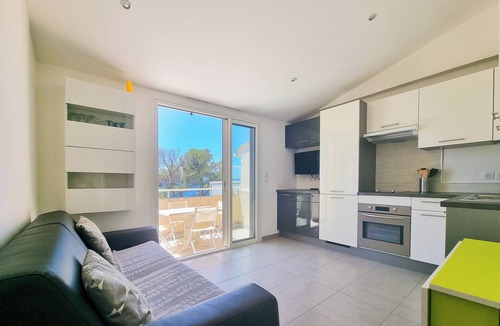 Le Dramont Condo | Seafront apartment 4 people - 2 Pools