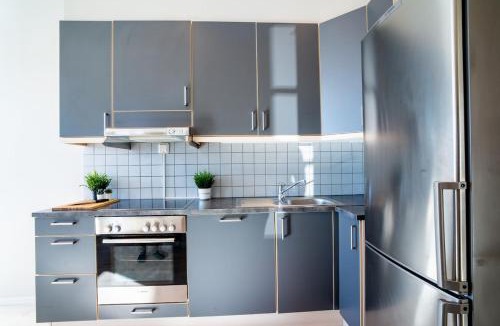 Sandviken Apartment | Seafront Apt. with Elevator and French Balcony
