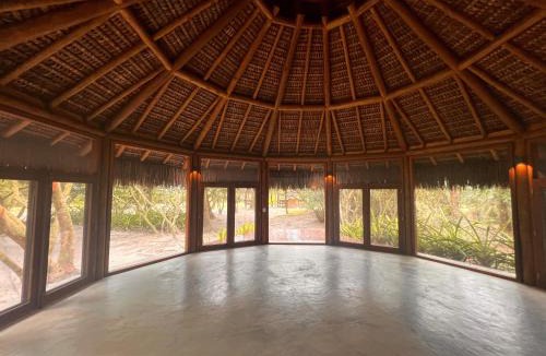 Aritagua Ski Chalet | Seafront Chalet Cocoa Coast