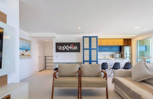 Itacolomi Apartment | Seafront Condominium With Pool - SHC