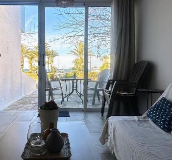 Latsi Apartment | Seafront Escape in Latchi