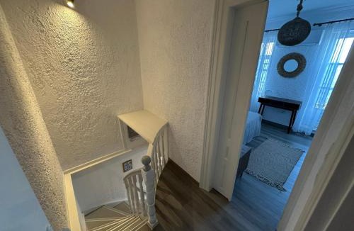 Agios Konstantinos House | Seafront House