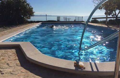 Znjan House | Seafront house with pool in Split,100m to the beach