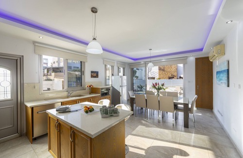 Protaras Villa | Seafront Protaras Resort
