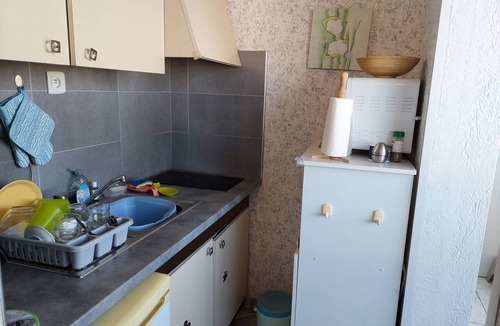 La Grande-Motte Apartment | Seafront Studio with Parking in La Grande Motte