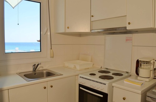 Nea Propontida Apartment | Seafront Studio on a Long Sandy Beach, Geomare Holiday Homes 1st Floor Lito No 7