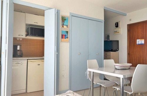 Le Lavandou Apartment | Seafront studio with private parking - Le Lavandou