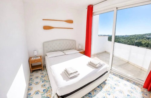 Castro Marina Apartment | Seafront Studio with Balcony in Castro di Lecce