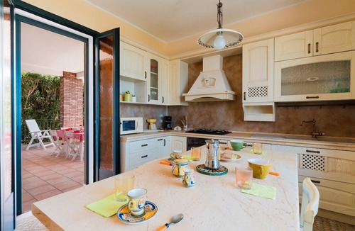 Porto Cesareo Villa | Seafront Villa Ariel