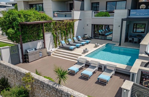 Zidarici Villa | Seafront Villa Prova 2* with a top view, indoor & outdoor pool on Krk