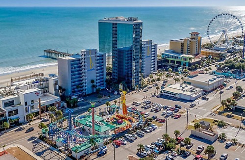 Downtown Myrtle Beach Resort | SeaGlass Tower resort - 1 bedroom, full kitchen - located on Myrtle Beach