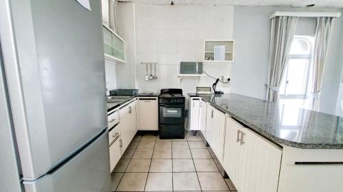 Margate Beach Apartment | Seagull 409