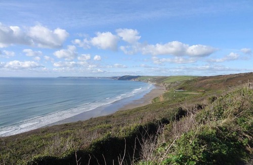 Saint John Cottage | SEAGULLS NEST, family friendly, with a garden in Whitsand Bay