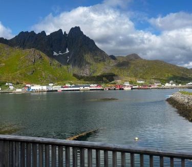 Ballstad House | Seahouse with Panoramic Sea View