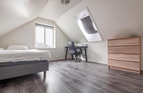 Ballstad House | Seahouse with Panoramic Sea View