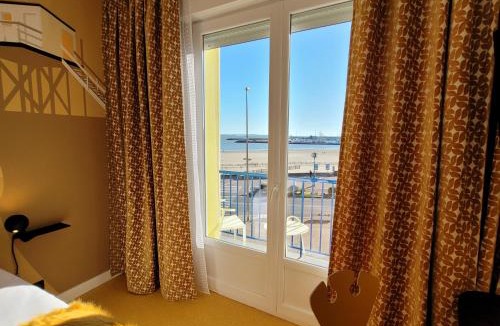 Royan Hotel | Seakub hotel
