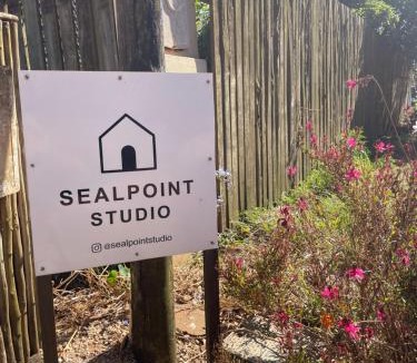 Cape Saint Francis Apartment | SealPoint Studio