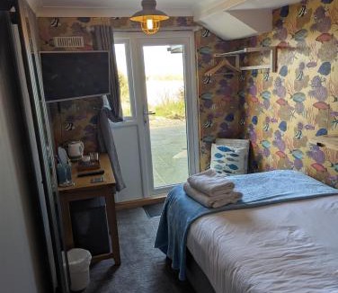 Bacton House | Seals Bacton