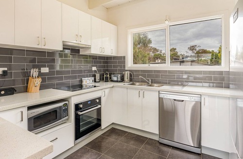 Smiths Beach House | Seanic at Smiths close to YCW beach.