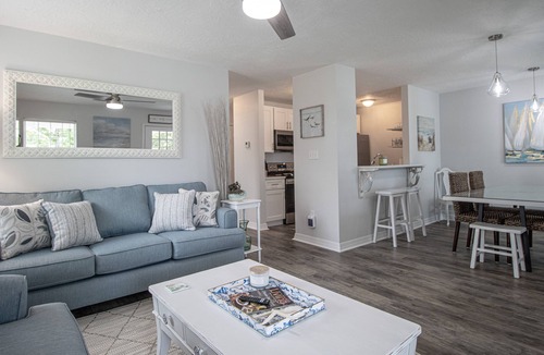 Gulfport Cottage | Seas the Day Cottage