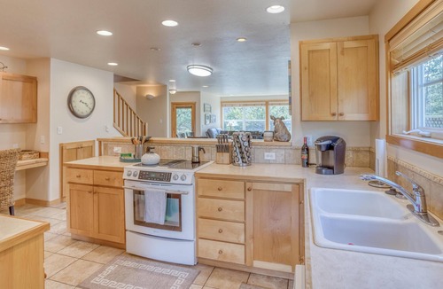 Shorepine Village House | Seas The Day Pacific City
