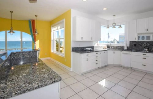 Avalon by the Sea House | "Seas the Day" (Week or Month) on Ormond Beach with Pool and Ocean Views
