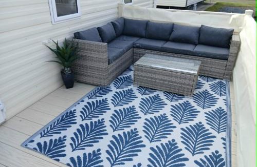 Ingoldmells Ski Chalet | Seascape - caravan next to Fantasy Island Ingoldmells, 2 dogs max - East Coast Holidays