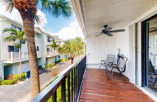 Indian Shores House | Seashell 12