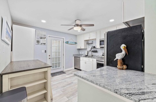 Garden City Villa | Seashell Retreat 3/2 By Beach Star