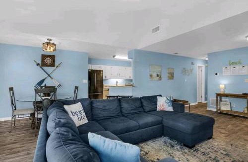 Holiday Isle Apartment | Seashell Suite!