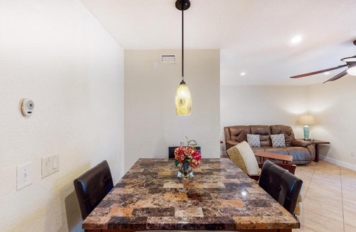 Indian Shores House | Seashells 10